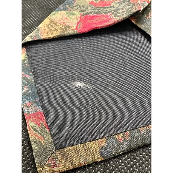 Vintage Court House Square Men's Tie 100% Silk Floral Themed 57" x 3.5" Flaw - Picture 2 of 4